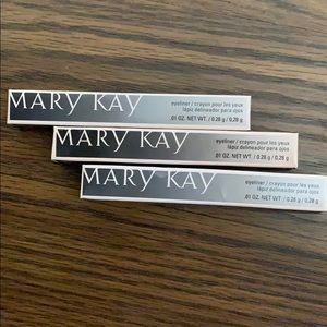 Mary Kay eyeliner 👁